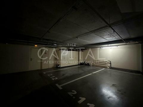 паркомісце за адресою Бульварно-Кудрявська вул. (Воровського), 21