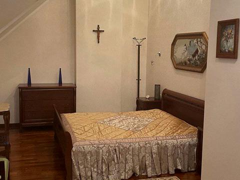 дом по адресу Тараса Шевченка пл.