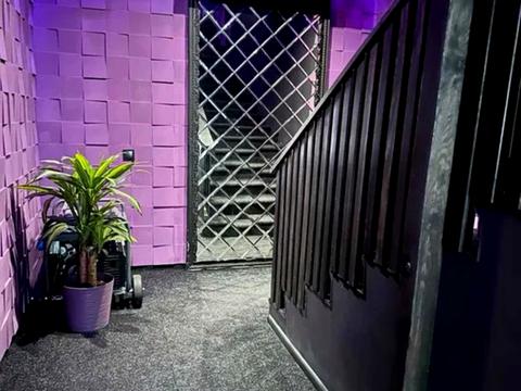 коммерческая по адресу Антоновича ул. (Горького), 50