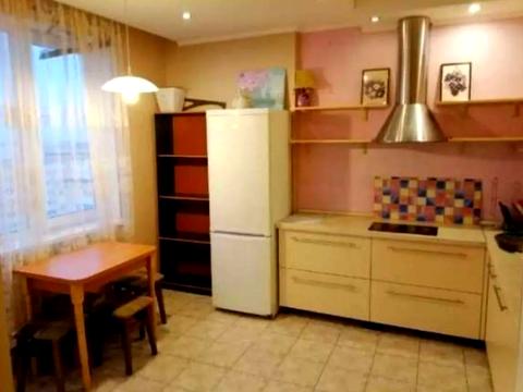 квартира за адресою Райдужний масив вул., 6