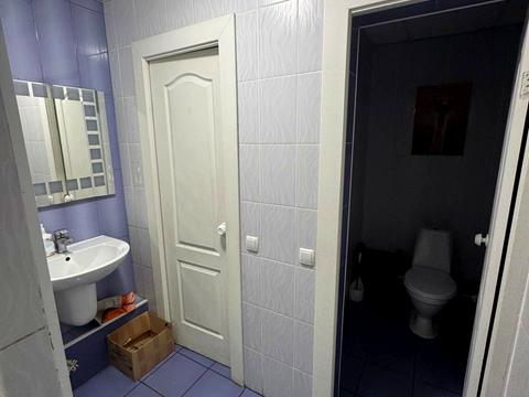 комерційна за адресою Братства Тарасівців вул. (Декабристів), 7