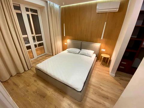 квартира за адресою Набережна Перемоги вул., 42 ф