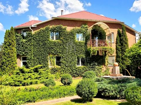 будинок за адресою Богдана Хмельницького