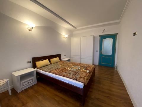 квартира за адресою Митна вул., 25