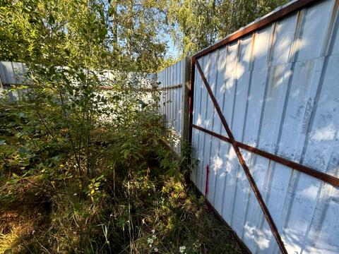 участок по адресу Лесі Українки