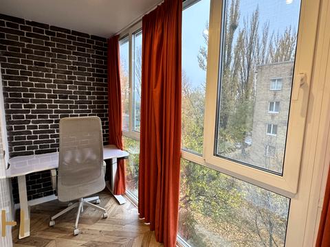 квартира за адресою Остапа Вишні вул., 9