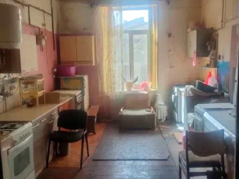 кімната за адресою Пастера вул., 12