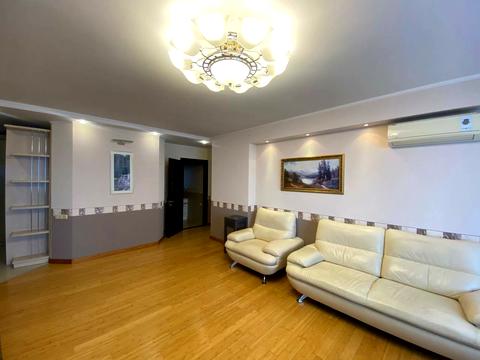 квартира за адресою Дніпровська набережна вул., 1-А