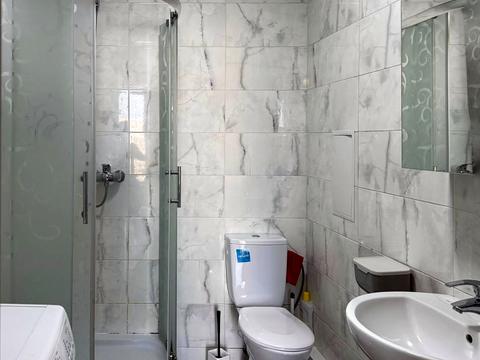 квартира за адресою Набережна Перемоги вул., 44б