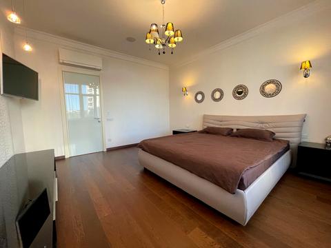 квартира за адресою Андрія Верхогляда вул. (Михайла Драгомирова), 20