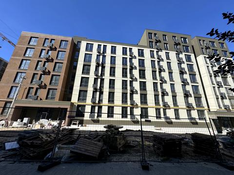 квартира по адресу Героев Майдана ул., 10
