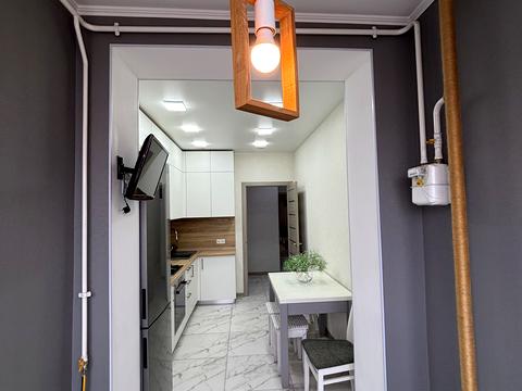 квартира за адресою Героїв Небесної Сотні просп., 40/1