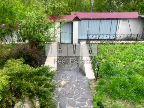 будинок за адресою Лугова