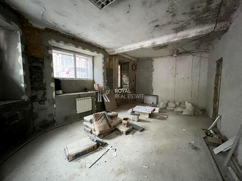 коммерческая по адресу Рейтарська, 18