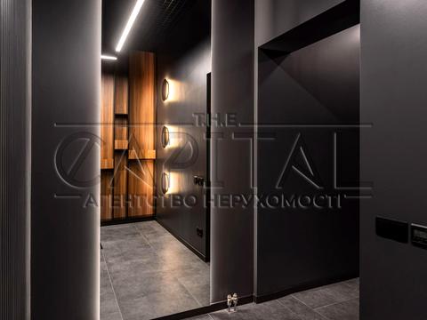 комерційна за адресою Андрія Верхогляда вул. (Михайла Драгомирова), 18Б