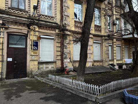 комерційна за адресою Євгена Чикаленка вул. (Пушкінська), 32-Б