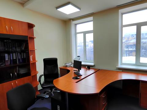 коммерческая по адресу Крещатик, 12