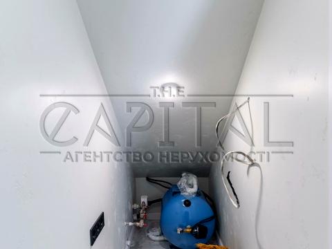 будинок за адресою Центральна вул., 1