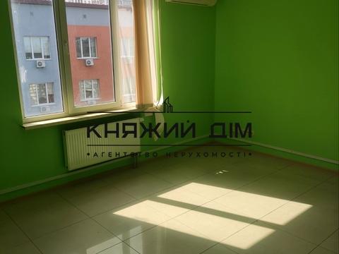 комерційна за адресою Охтирський пров., 3