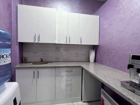 комерційна за адресою Проскурівського підпілля вул., 63