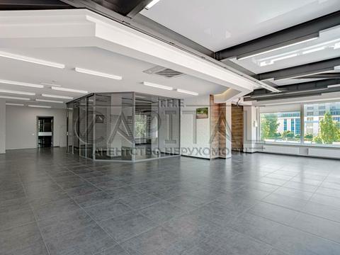 комерційна за адресою Київ, Павла Тичини просп., 18-Б