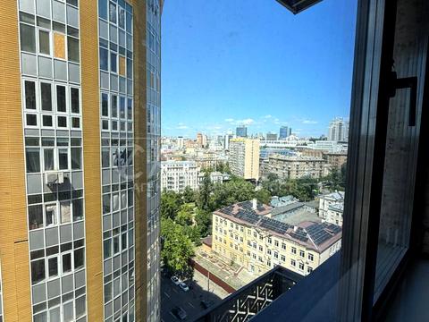 коммерческая по адресу Антоновича ул. (Горького), 74-78