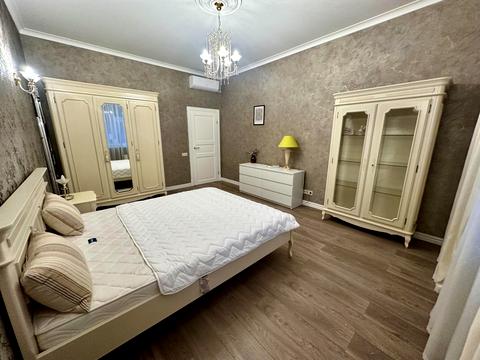 квартира за адресою Київ, Ділова вул. (Димитрова), 4