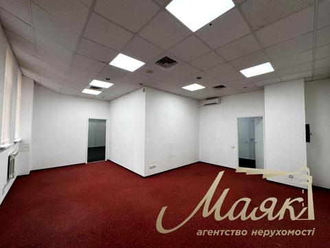 коммерческая по адресу Героїв Космосу ул., 4