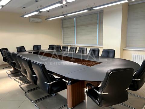 комерційна за адресою Іоанна Павла II вул. (Патріса Лумумби), 1