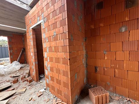 будинок за адресою Кобилянськоі