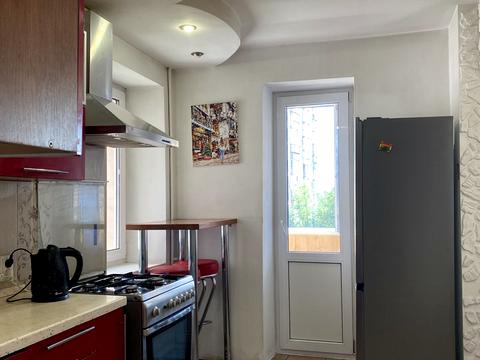 квартира за адресою Райдужна вул., 14