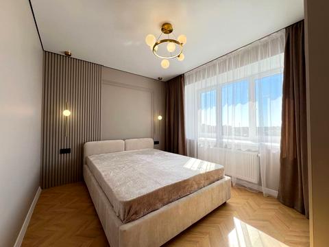 квартира за адресою Довженка вул., 24