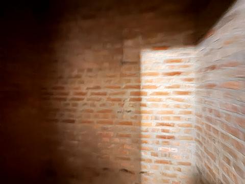 комерційна за адресою Університетська вул., 3/15