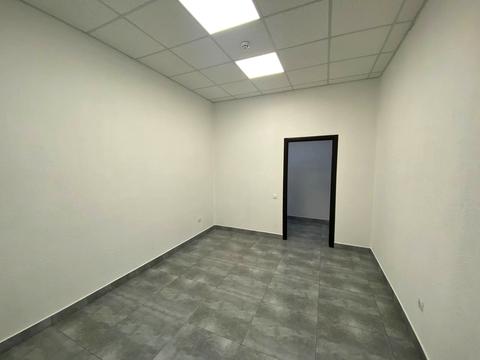 комерційна за адресою Львів, Дмитра Данилишина вул., 6