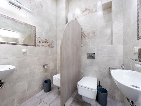 комерційна за адресою Перемишльська вул. (Червонопільська), 2-Г