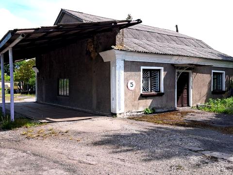 комерційна за адресою Центральна, 2а