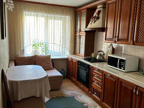 квартира за адресою Стратегічне шосе (Науки), 11