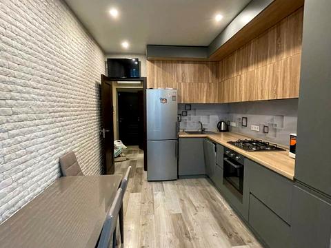 квартира по адресу Героев Небесной Сотни просп., 18/8