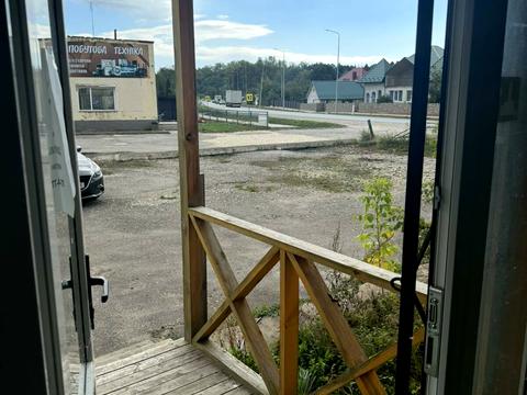 комерційна за адресою Зелена, 1