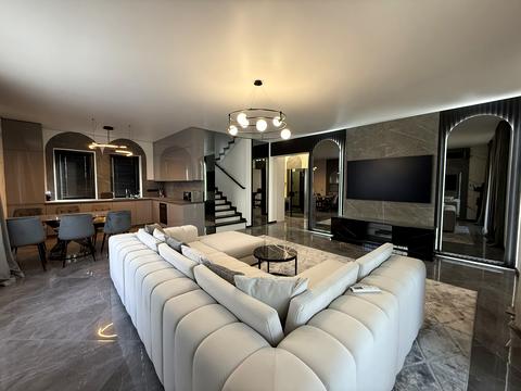 будинок за адресою Незалежності вул.