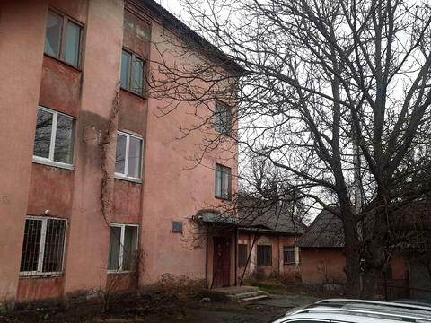 комерційна за адресою Заводська вул., 10