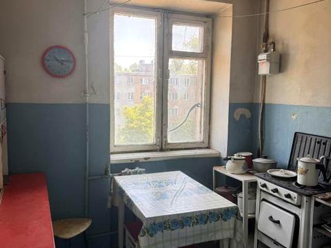 квартира за адресою Космонавтів вул., 14