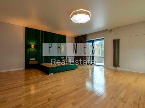 будинок за адресою Молодіжна вул.