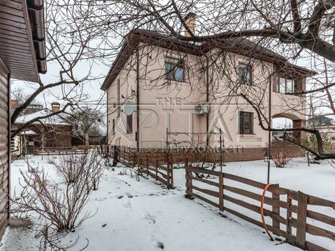 будинок за адресою Лугова, 32а