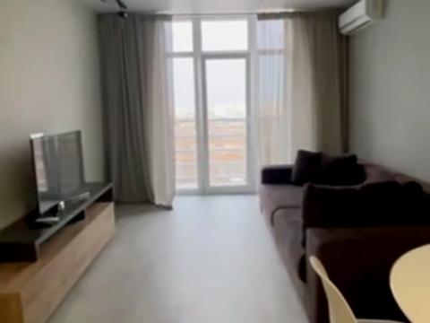 квартира за адресою Сім'ї Кульженків вул. (Петра Дегтяренка), 31-Б