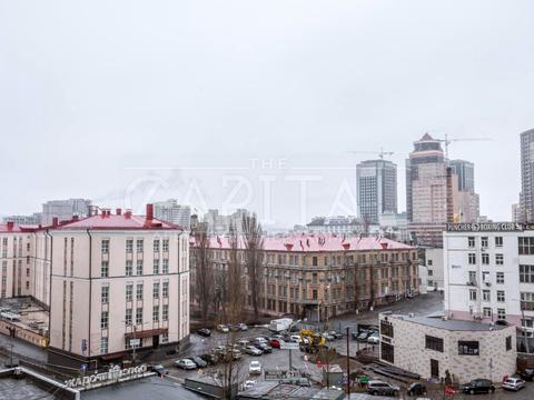 квартира за адресою Василя Тютюнника вул. (Анрі Барбюса), 37/1