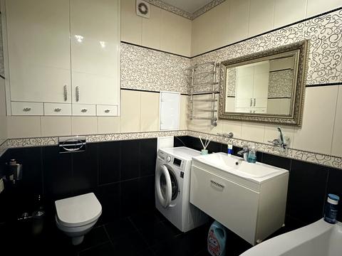 квартира за адресою Степана Рудницького вул. (Академіка Вільямса), 5