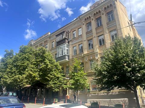 квартира по адресу Лисенка ул., 1