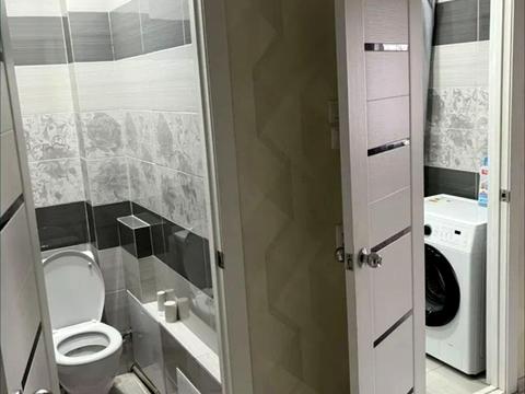 квартира за адресою Ревуцького вул., 44