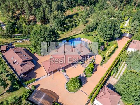 будинок за адресою Ягідна вул.